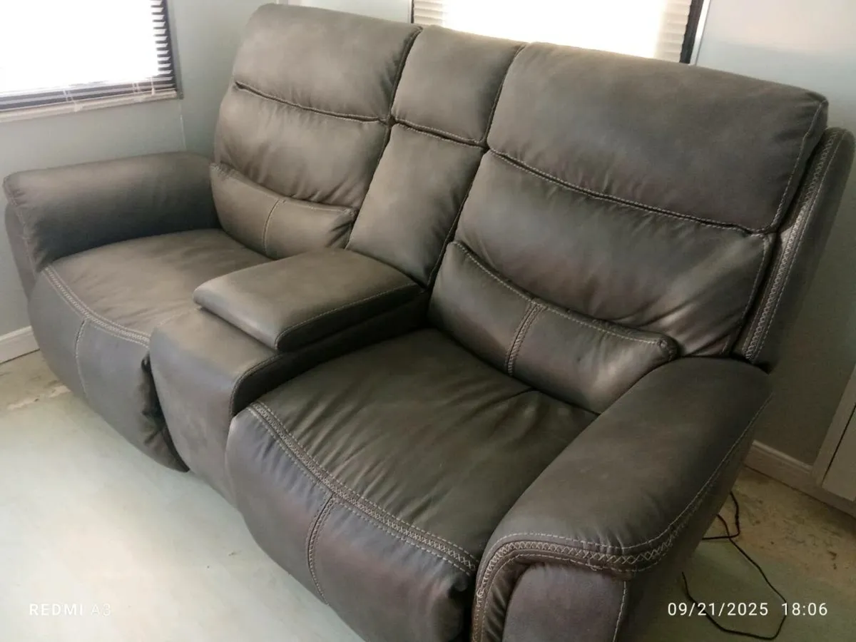 Electric Recliner sofa - Image 2