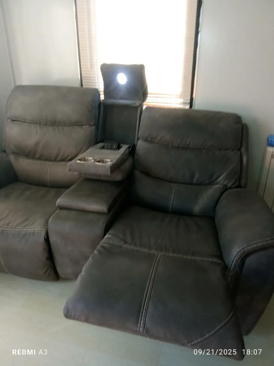 Electric Recliner sofa - Image 3