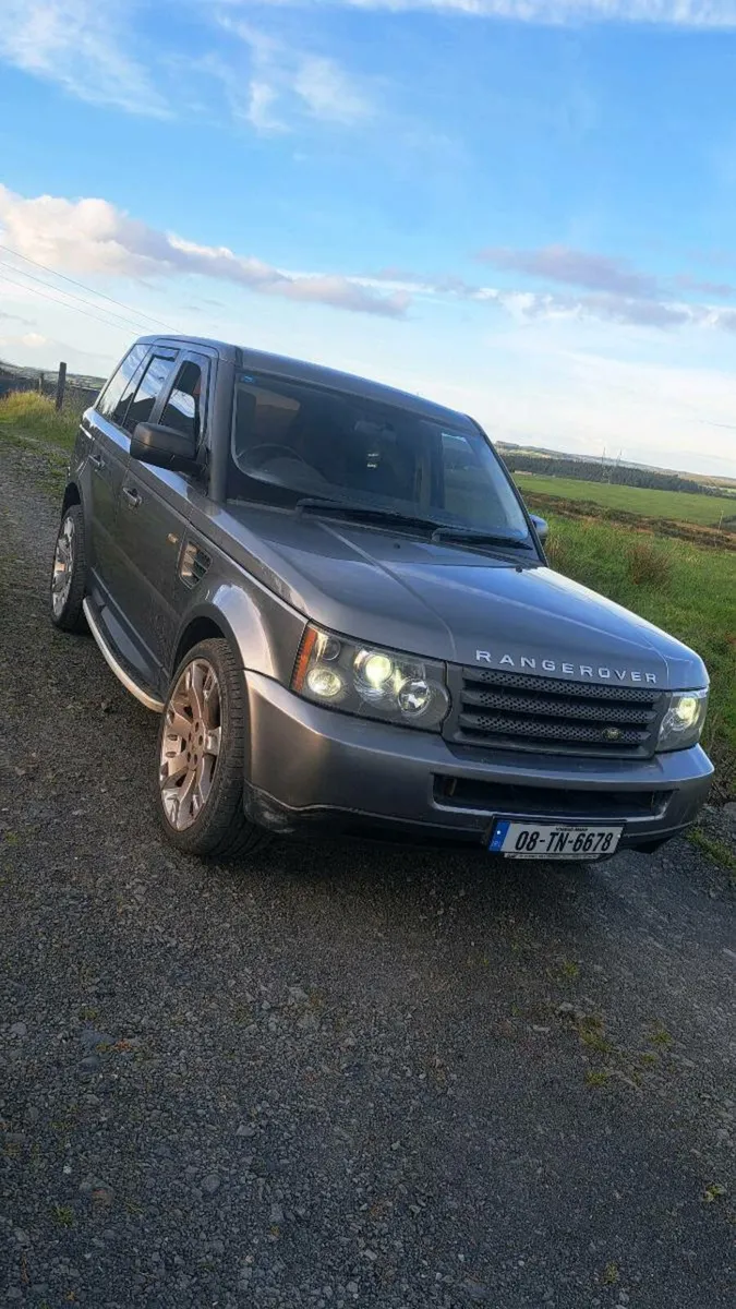 Range rover sport - Image 1