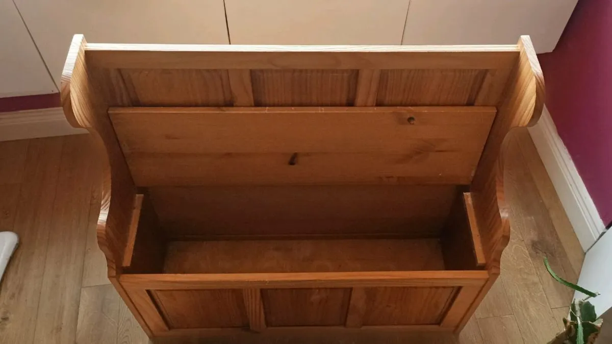 Monks bench with storage - Image 2
