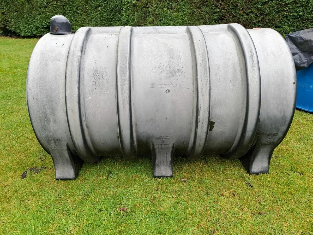 Oil tanks - Image 4