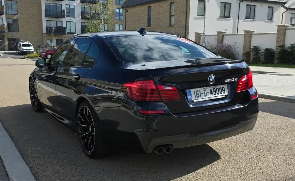 BMW 5-Series 2016 - Image 4
