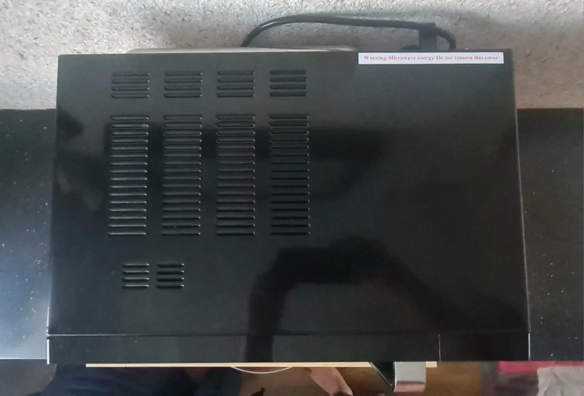 Dimplex Microwave Oven 23L 900W - Image 4