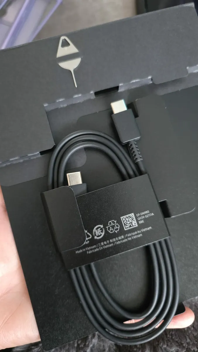 Samsung Fold 5 1TB (Perfect Condition) - Image 4