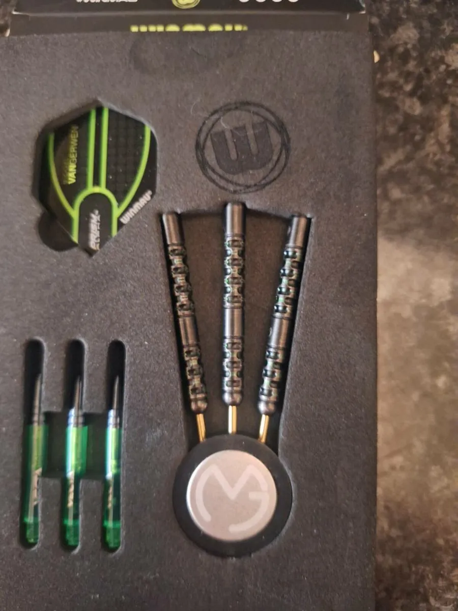 Darts - Image 2