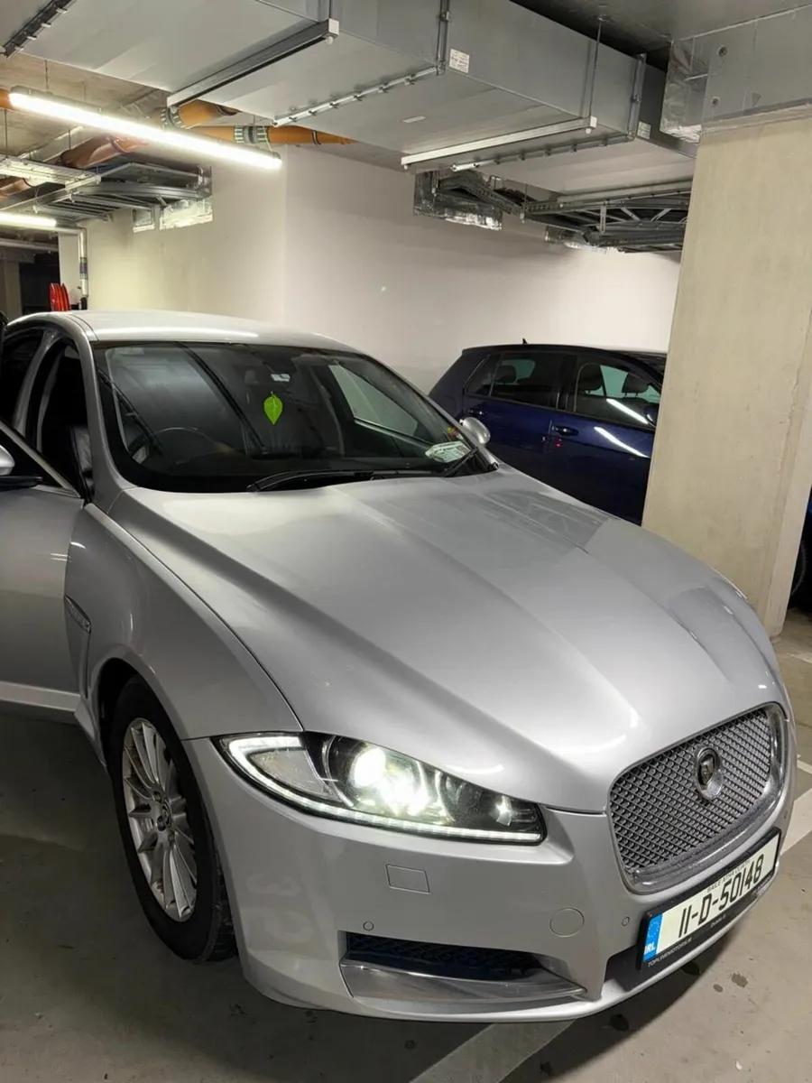 Jaguar XF 2011 - Image 1