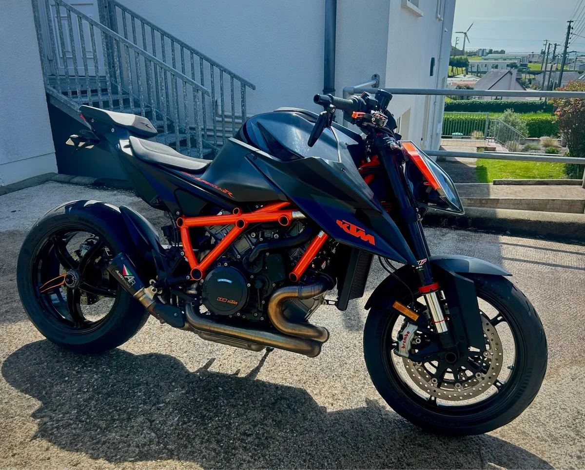 2021 KTM Superduke R, Gen 3, Low miles, 2 owners - Image 4