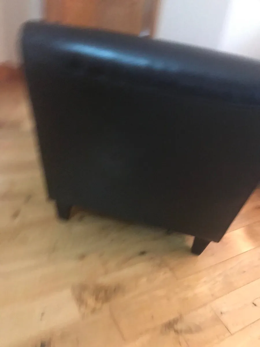 Armchair and footstool - Image 4