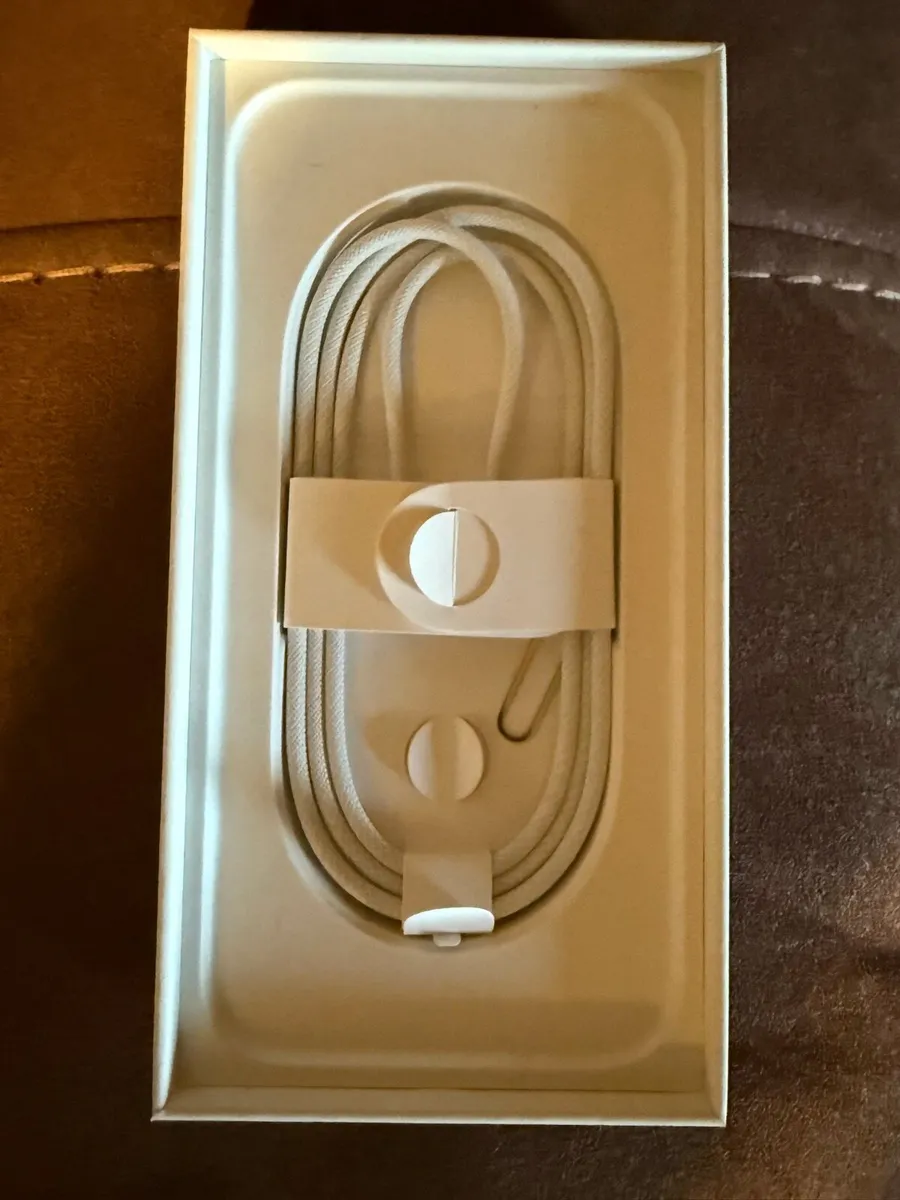 iPhone 16 Pro Max 512 GB - Image 3