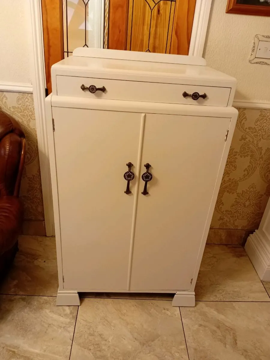 Vintage mini wardrobe with shelves - Image 1