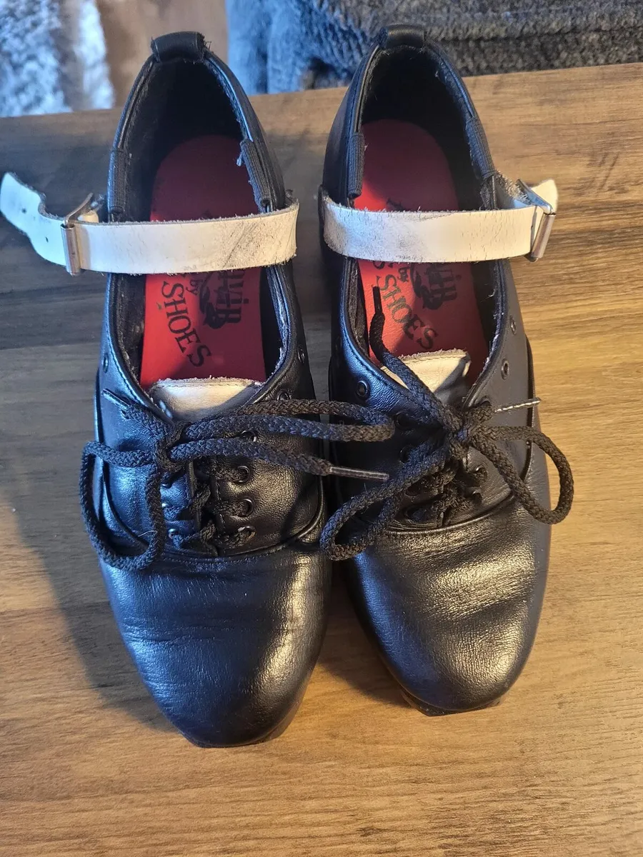 Irish dancing shoes - Image 1