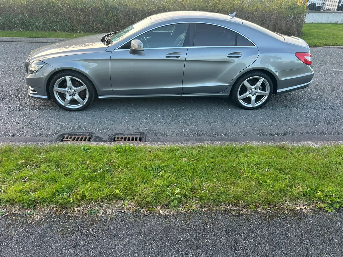 13 MERCEDES CLS250 AMG LINE - Image 3