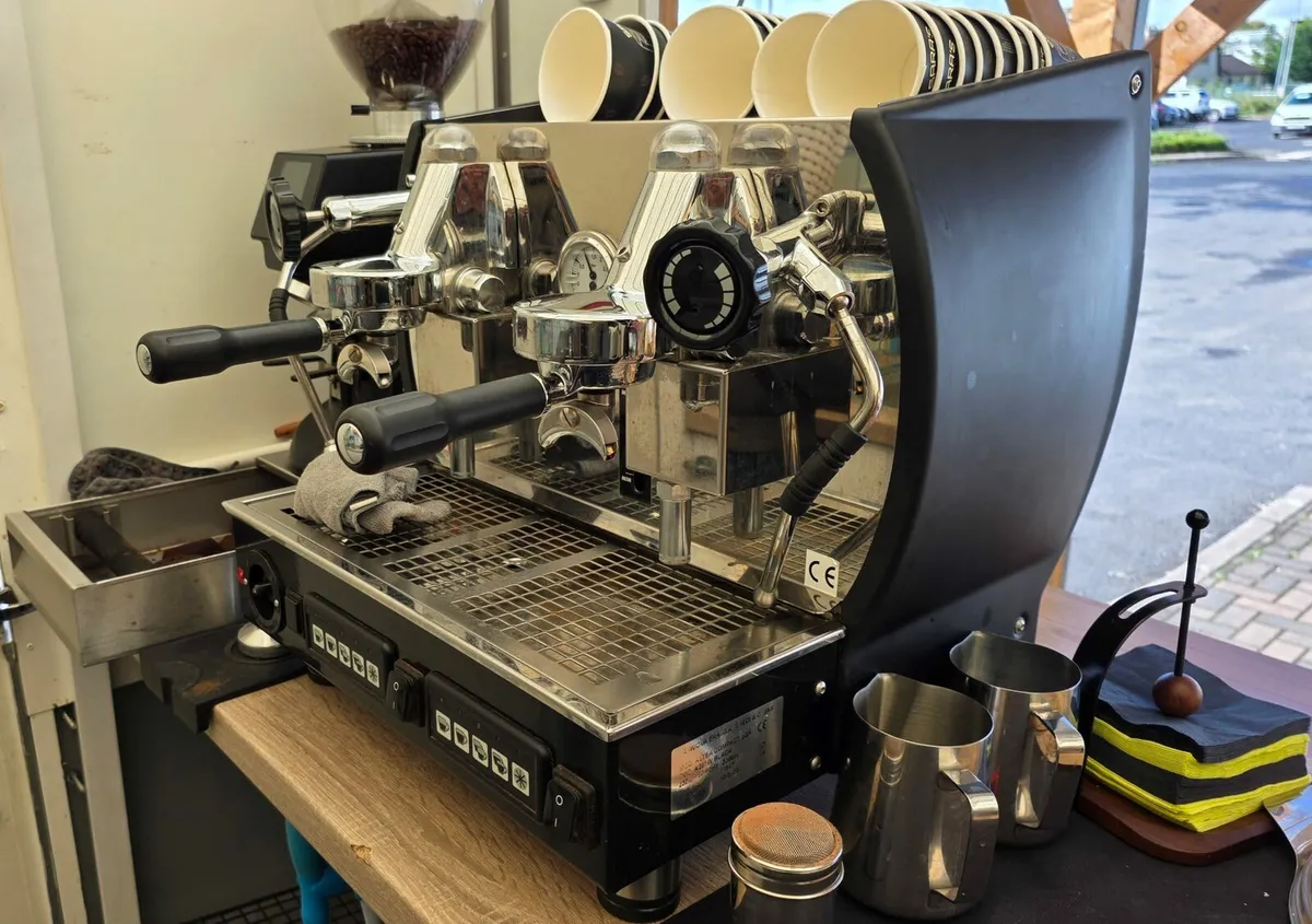 Compact Italian coffee Machine (just serviced) - Image 1