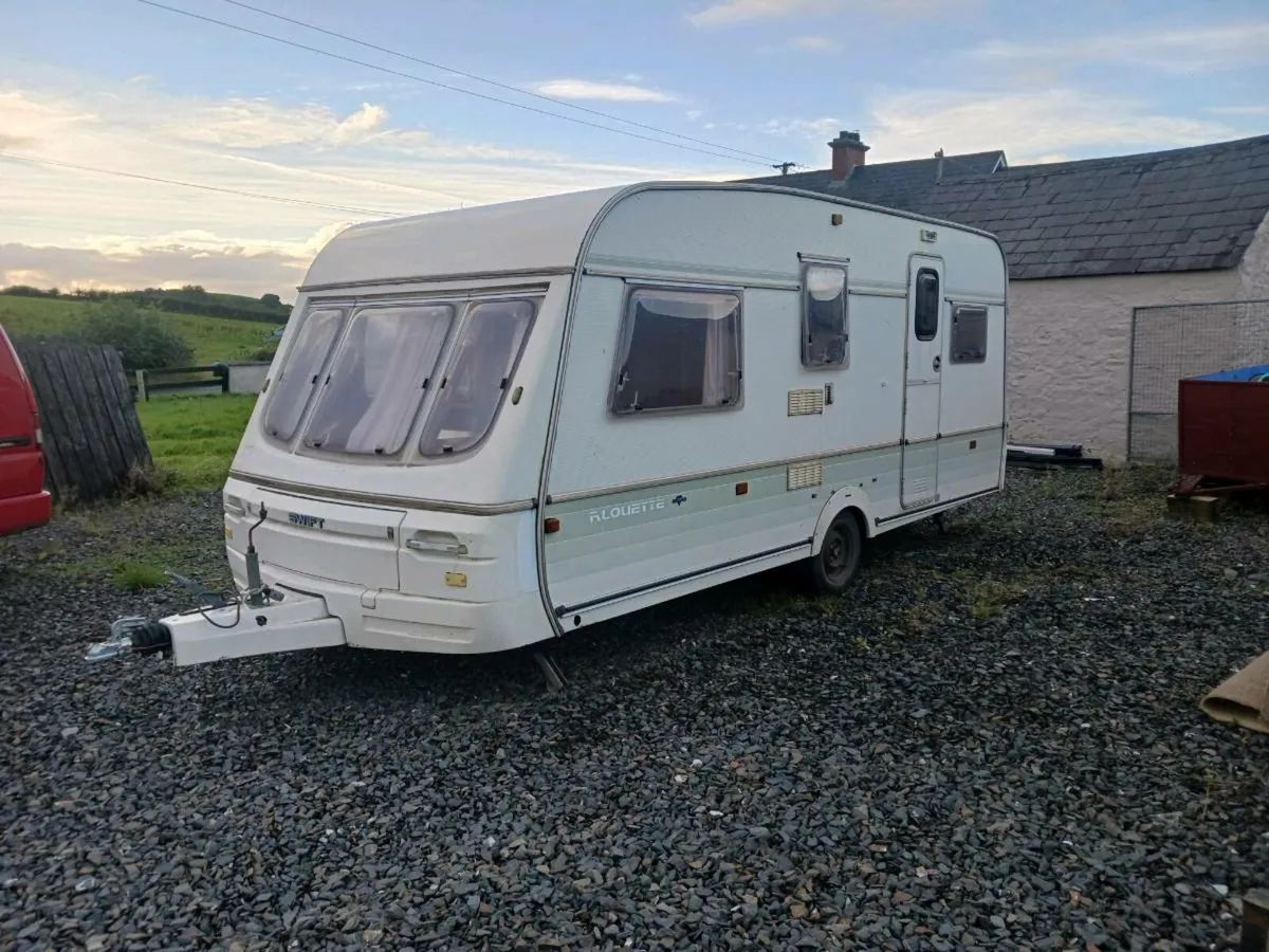 Swift caravan 4/5 berth - Image 1