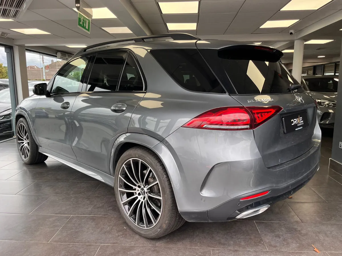 Mercedes-Benz GLE 2019 300DE CDI - Image 3