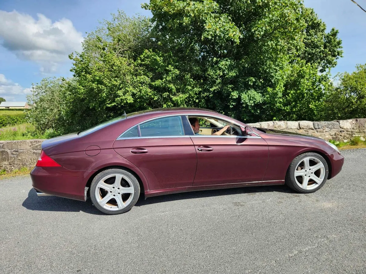 Car - Image 2