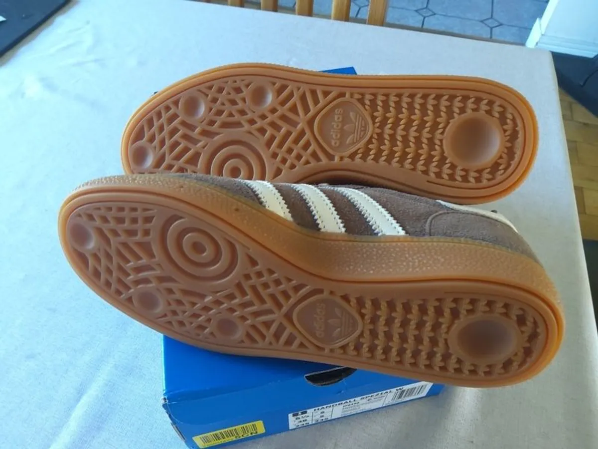 adidas handball spezial ladies trainers size 5 brand new - Image 3
