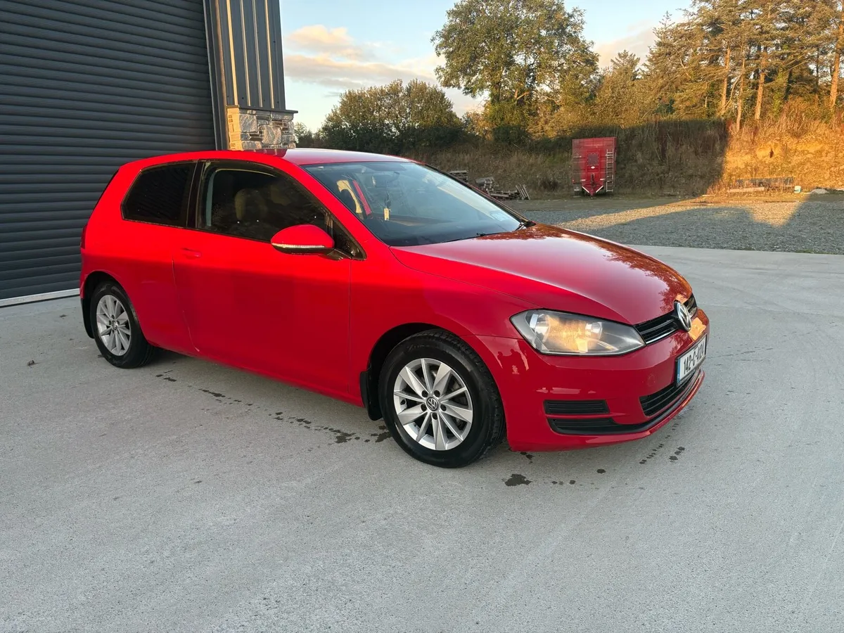 Volkswagen Golf - Image 1