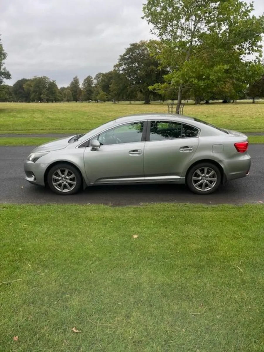 Toyota Avensis 2012 - Image 3