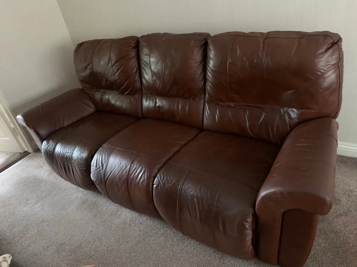 3 piece sofa - Image 3