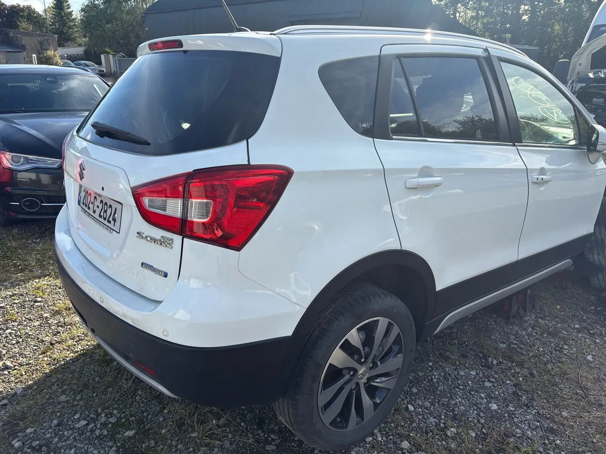 Suzuki SX4 s cross - Image 3