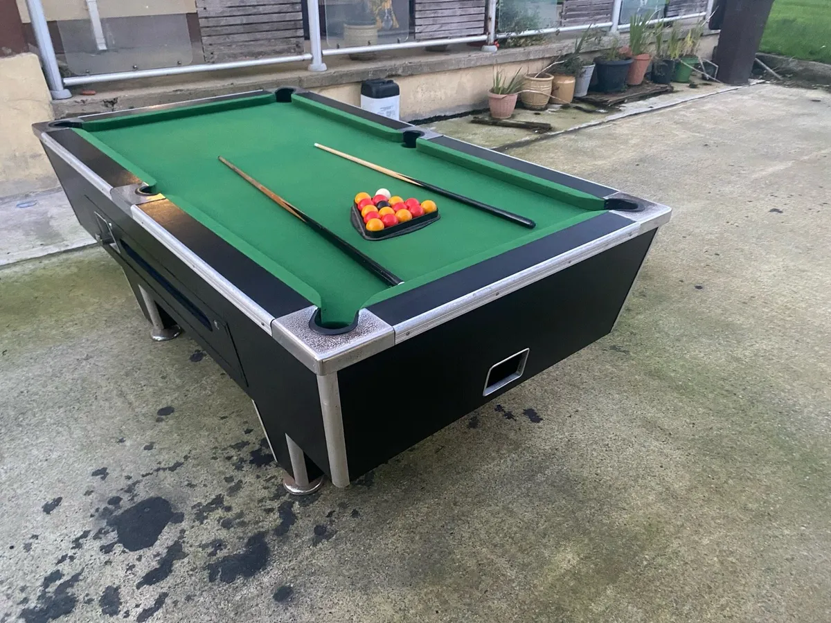Pool table - Image 3