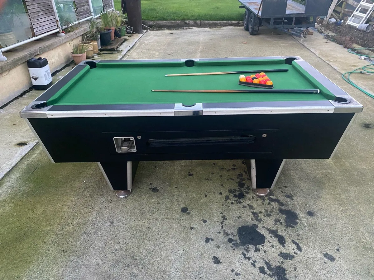 Pool table - Image 4