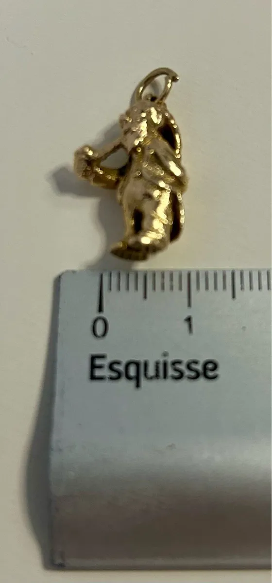 Vintage 9ct solid gold leprechaun charm - Image 3