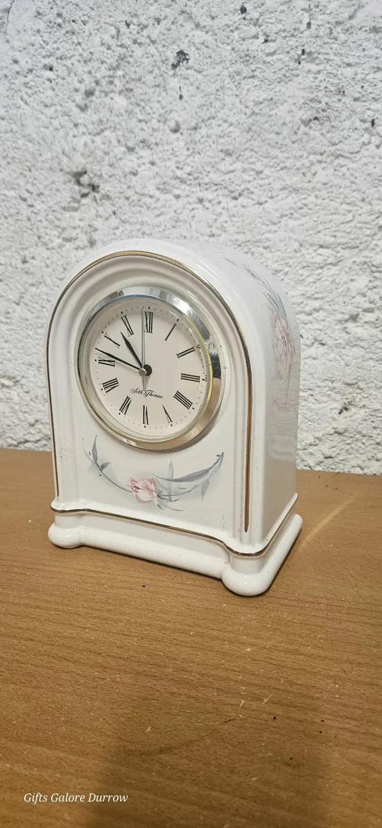 Mantlepiece Clock