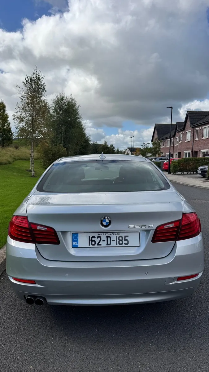 BMW 520 2L TD 2016 Automatic - Image 4