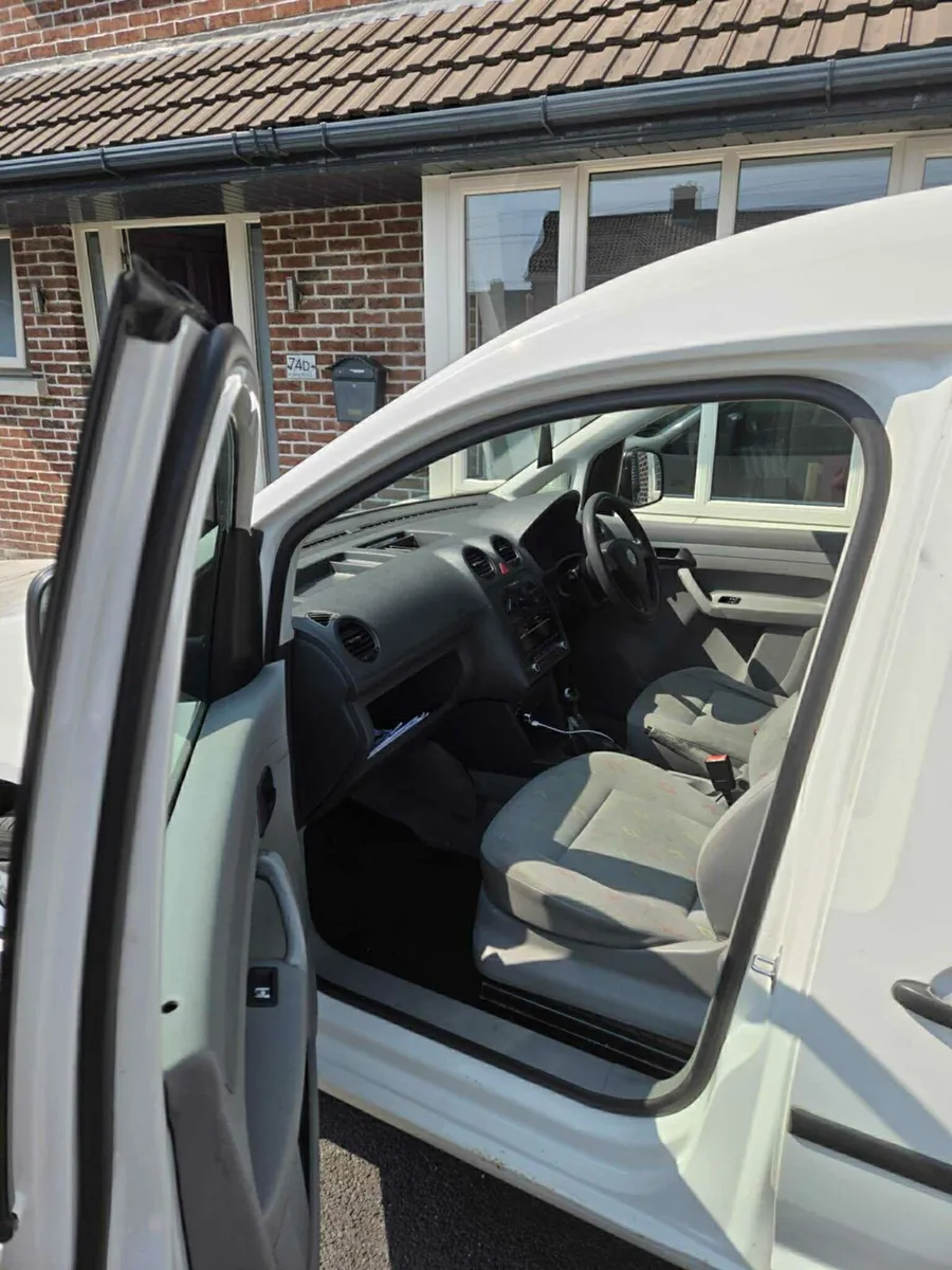Volkswagen - Image 2