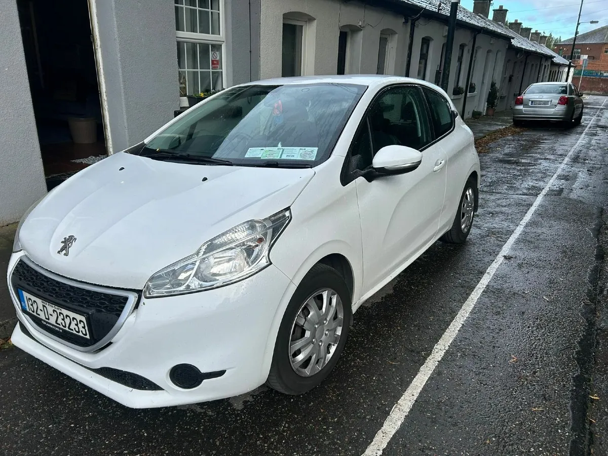 Peugeot 208 2013 - Image 1
