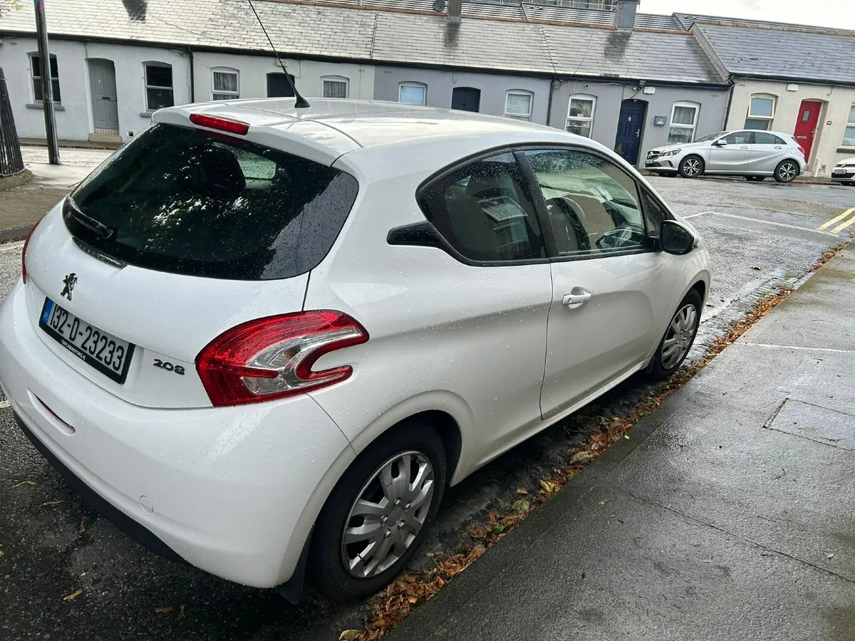 Peugeot 208 2013 - Image 3