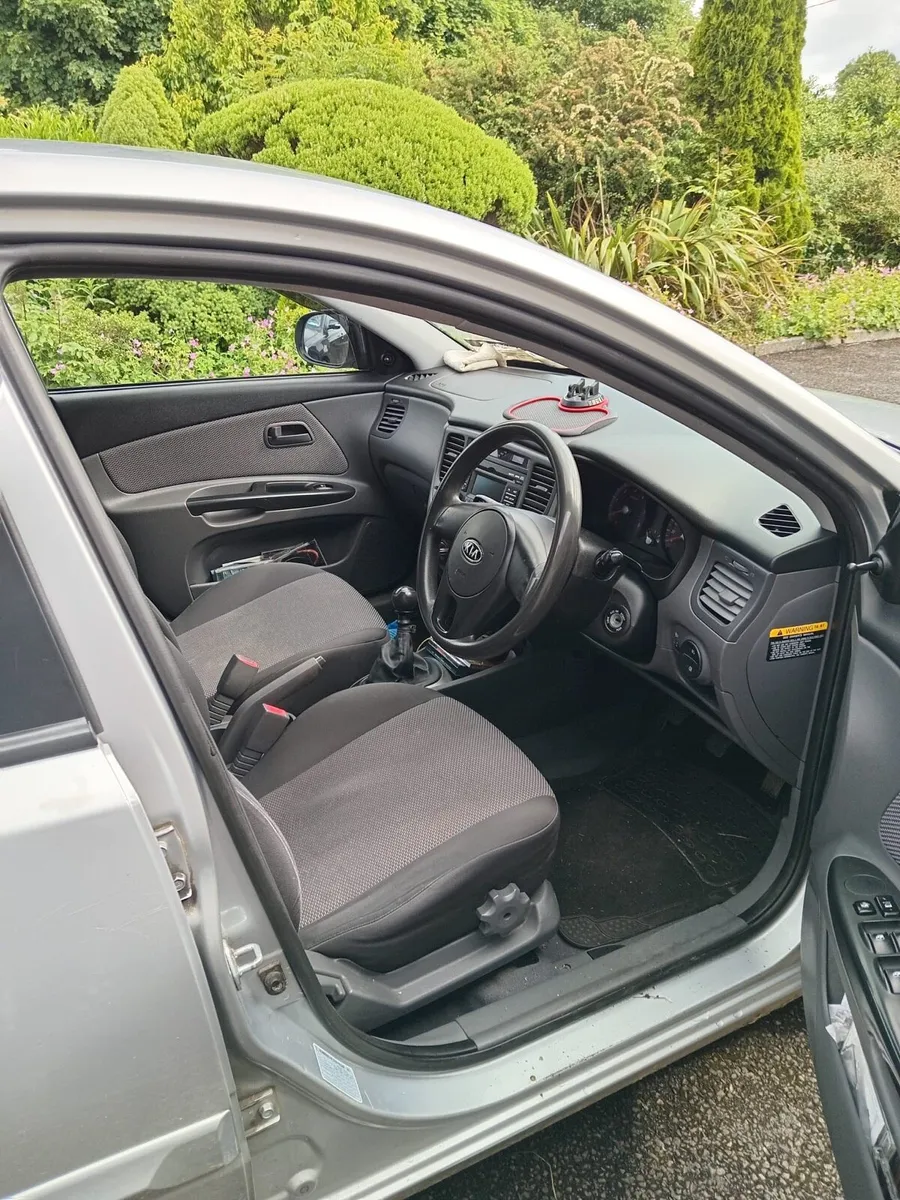 Kia Rio 2011 - Image 4