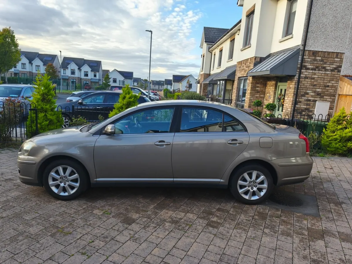 Toyota Avensis 2007 - Image 4