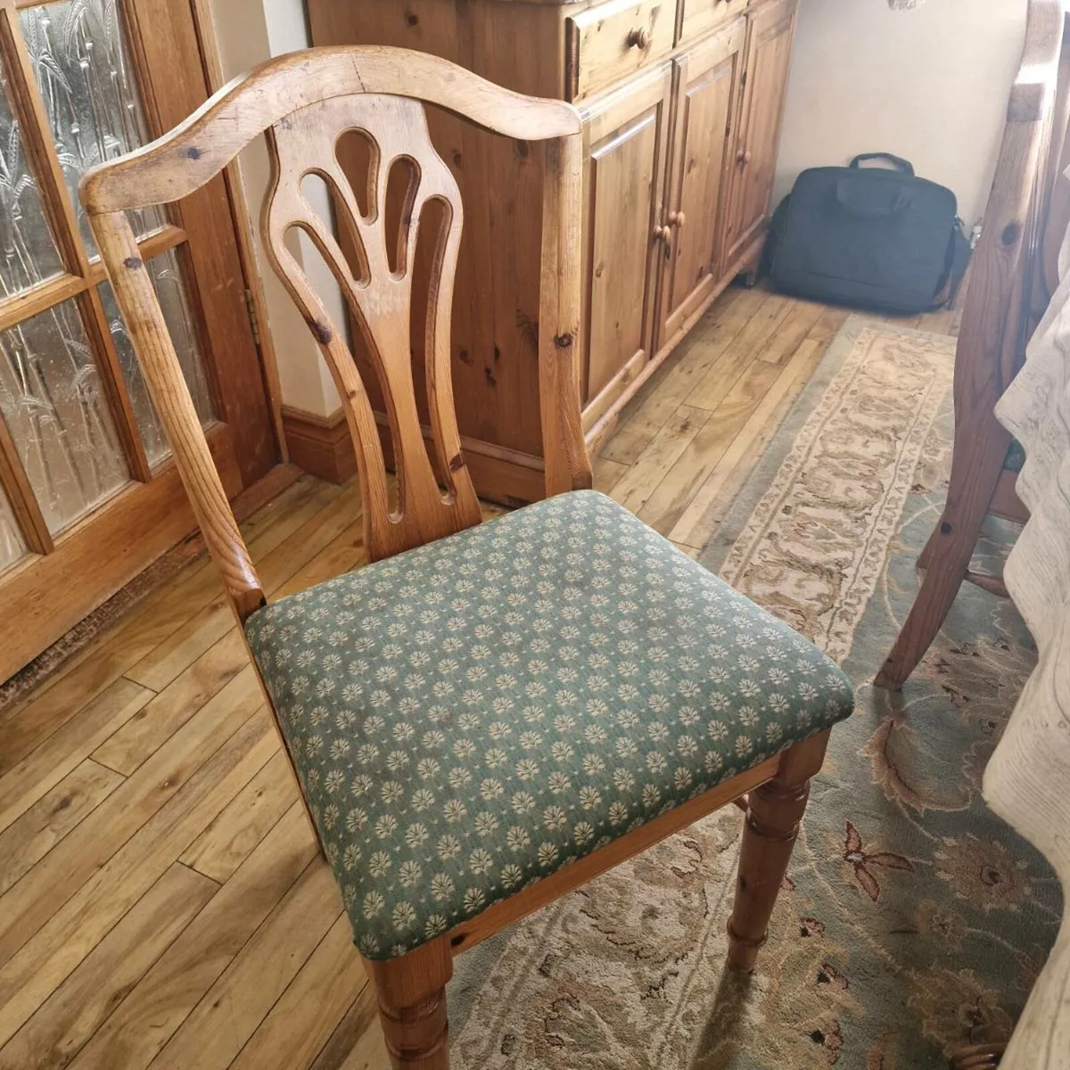 Dining table - Image 4