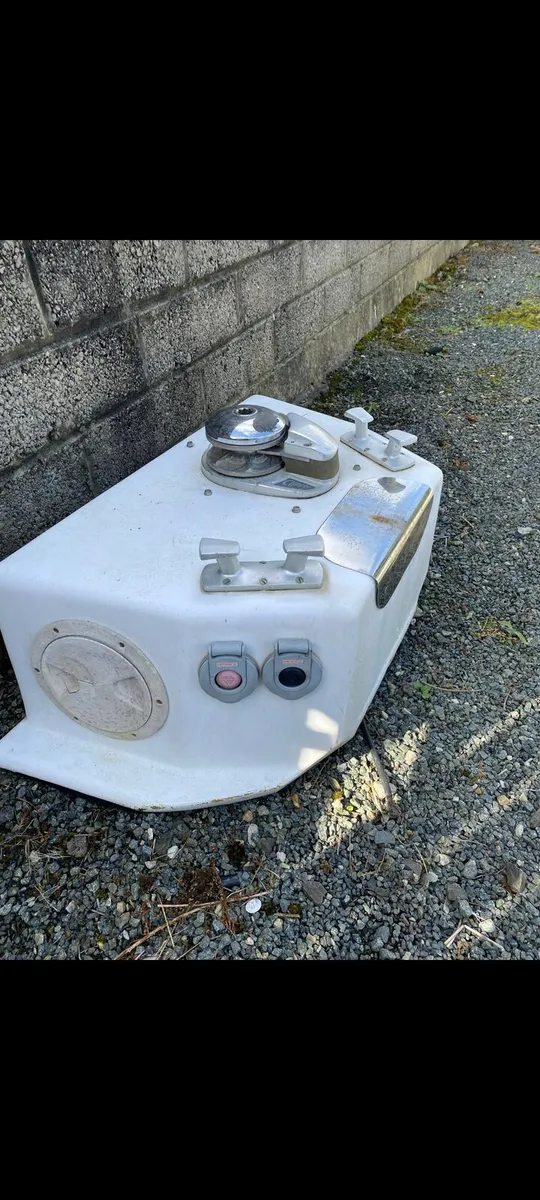 Anchor winch - Image 1