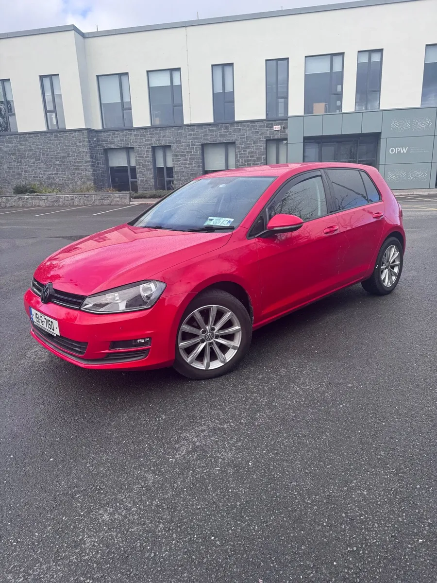 Volkswagen Golf 2015 - Image 1