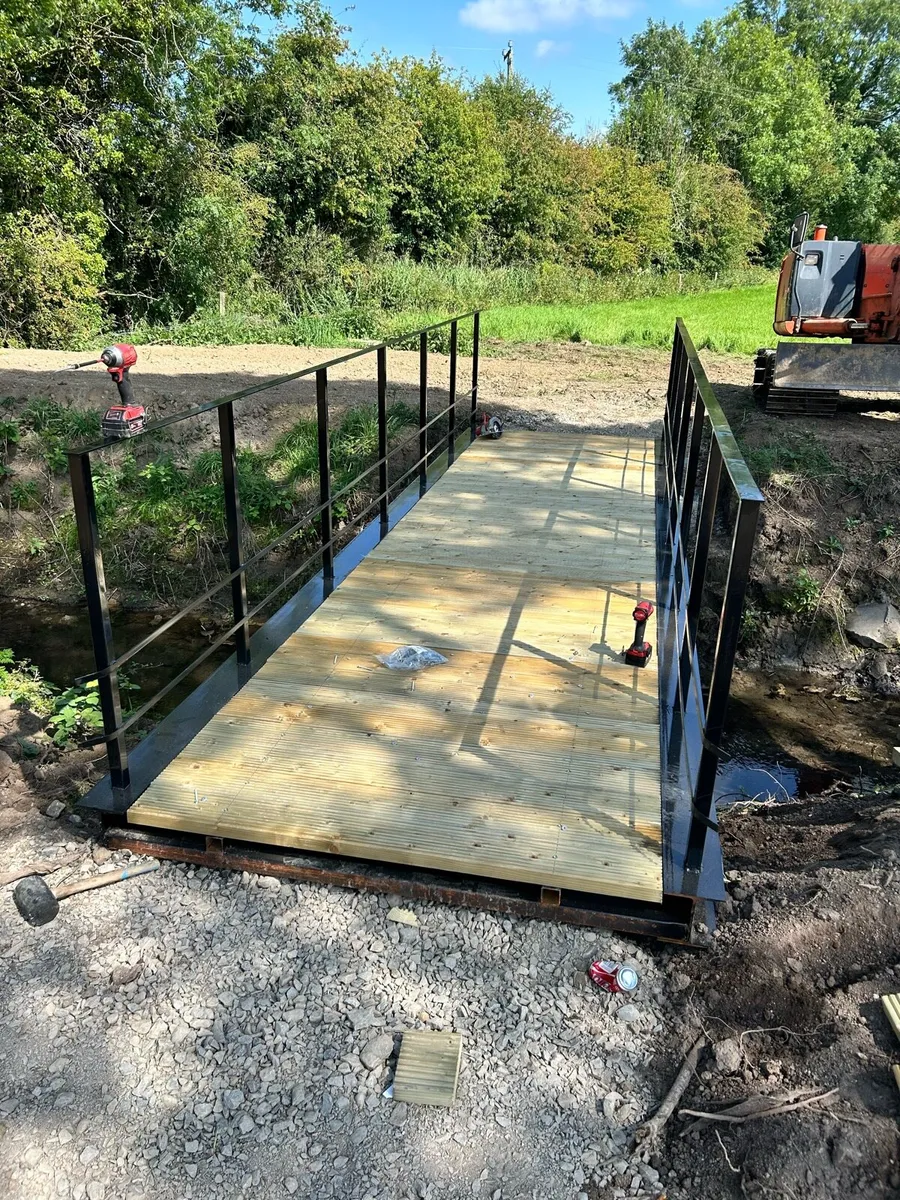 Fencing , Groundwork , construction - Image 2