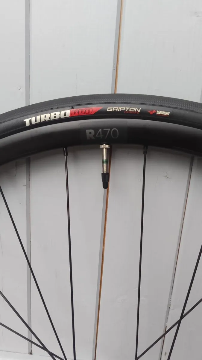 Bike wheelset Dt Swiss R470+tires - Image 2