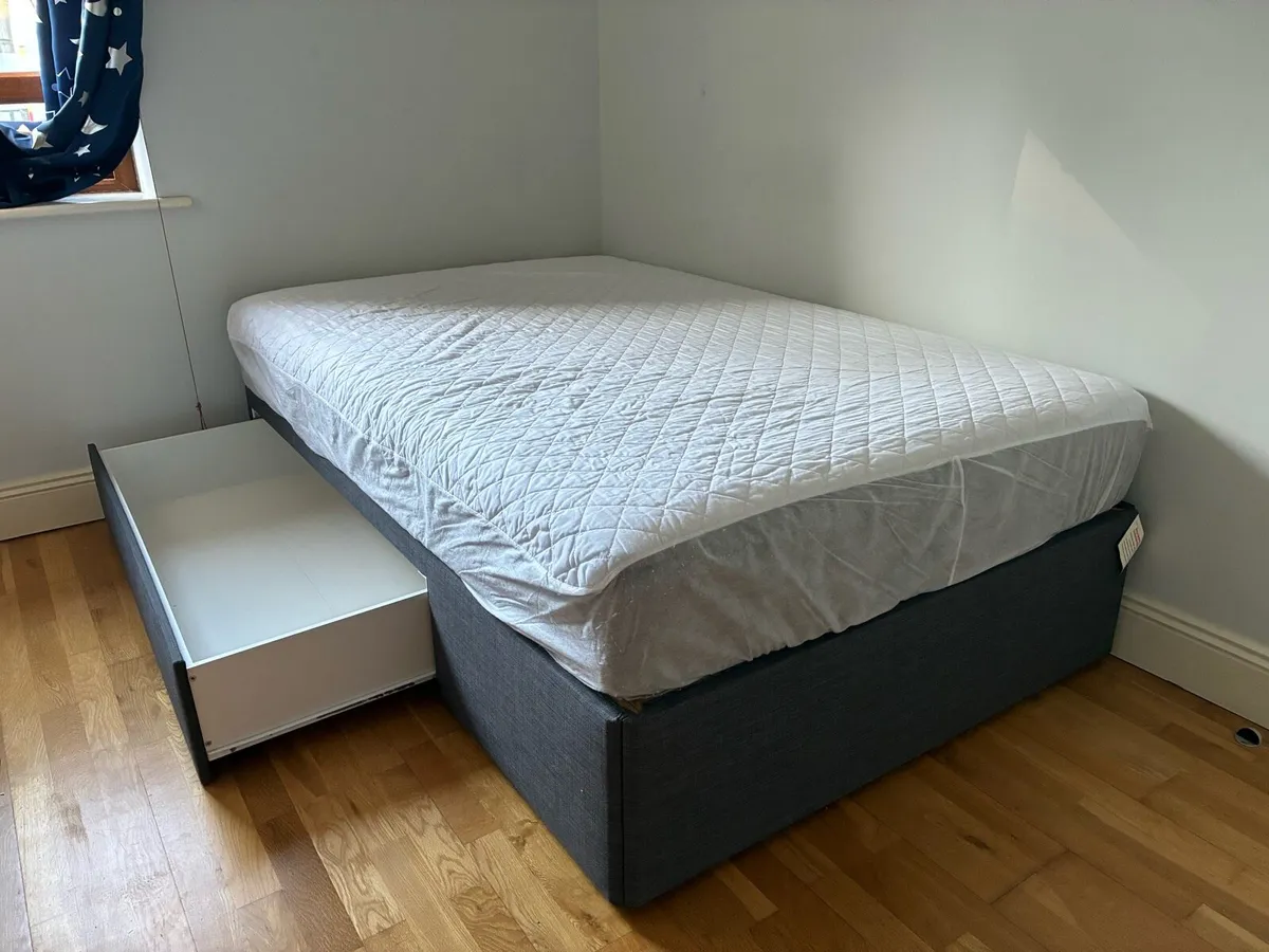 4ft Devan bed with storage and mattress. - Image 4