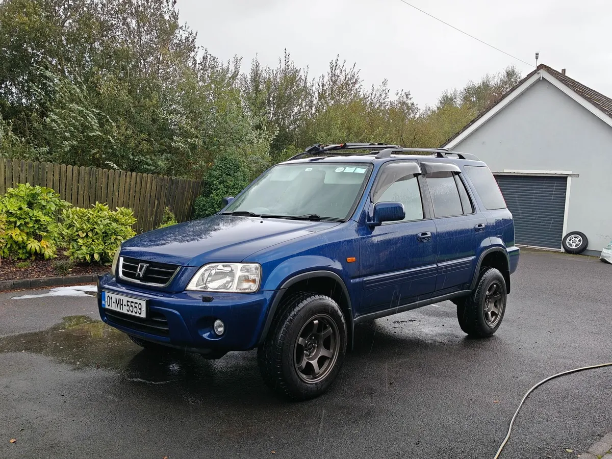 Honda CR-V 2001 - Image 1