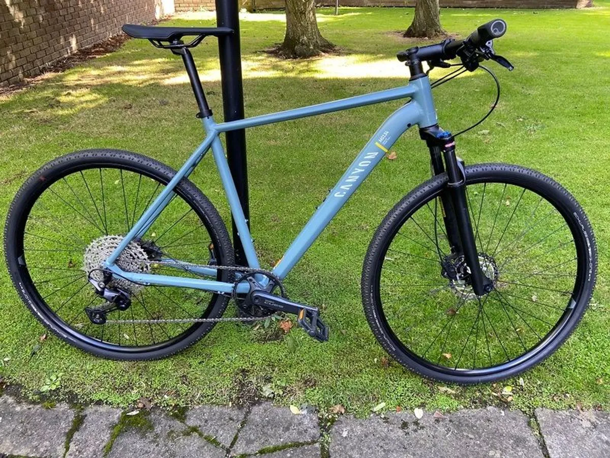 Canyon Pathlite 5 Hybrid Bicycle - Image 1