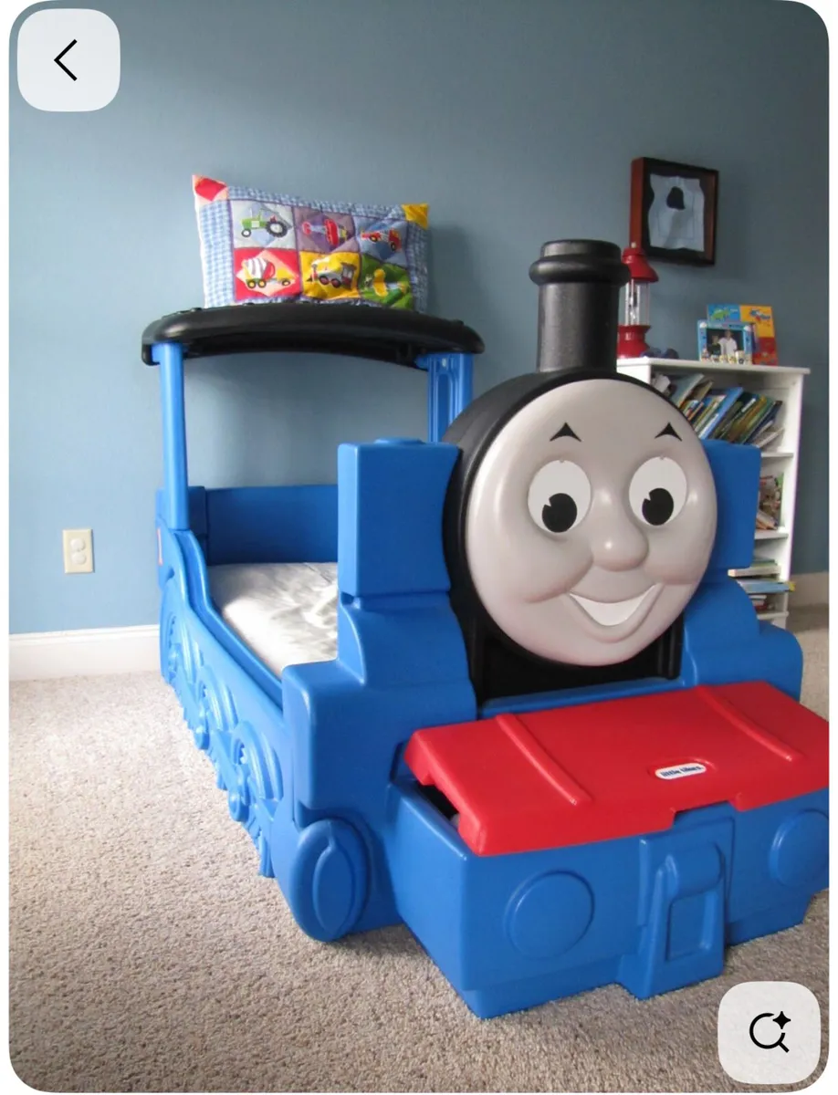 Thomas the tank engine bed - Image 1
