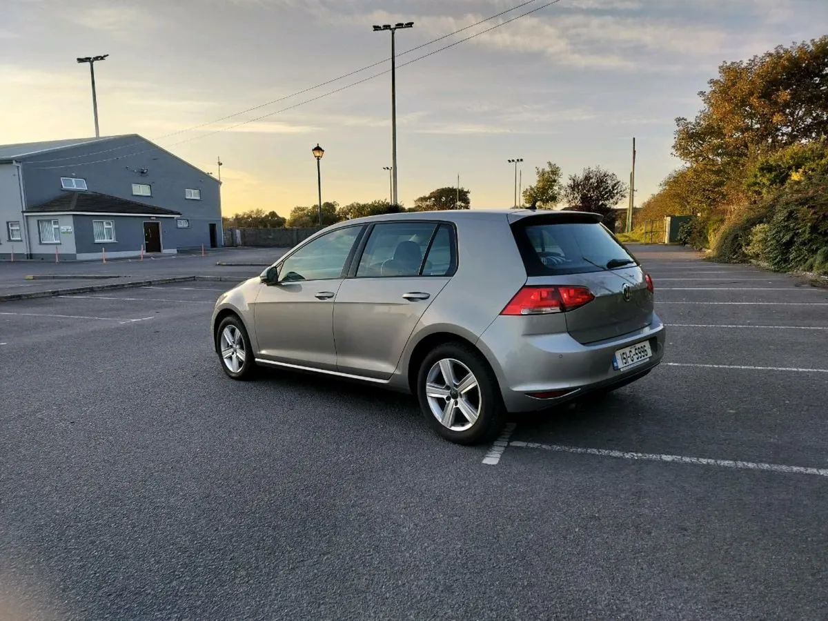 Volkswagen Golf - Image 4