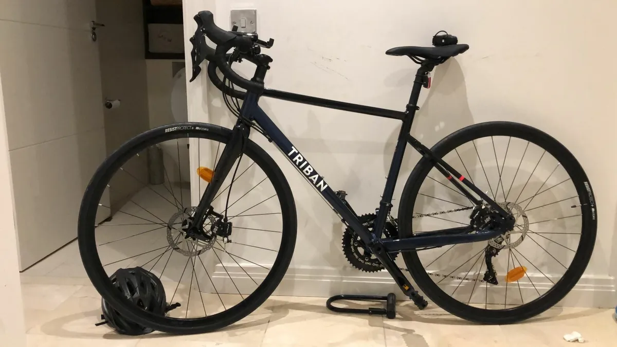 Triban RC120 Disc Road Bike – Great Condition - Image 2