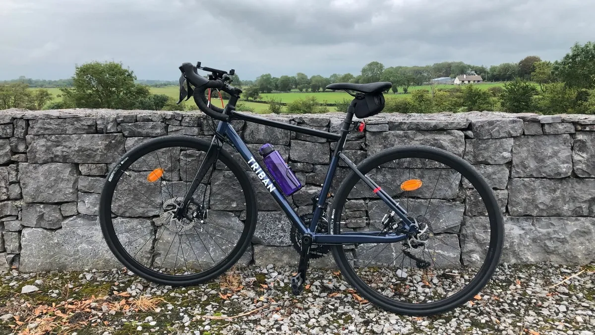 Triban RC120 Disc Road Bike – Great Condition - Image 1
