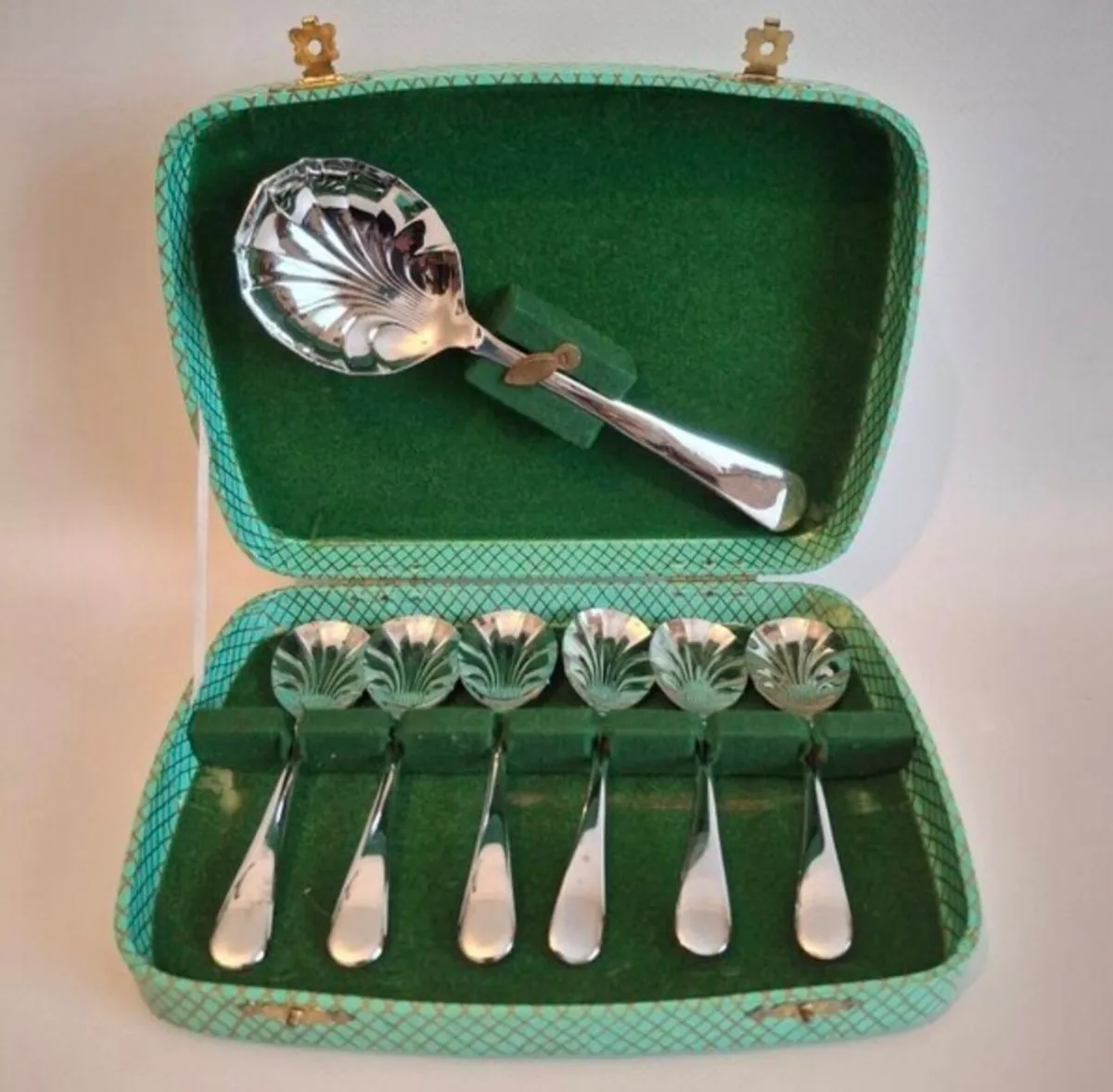 Chrome Plate Dessert Spoons - Image 1
