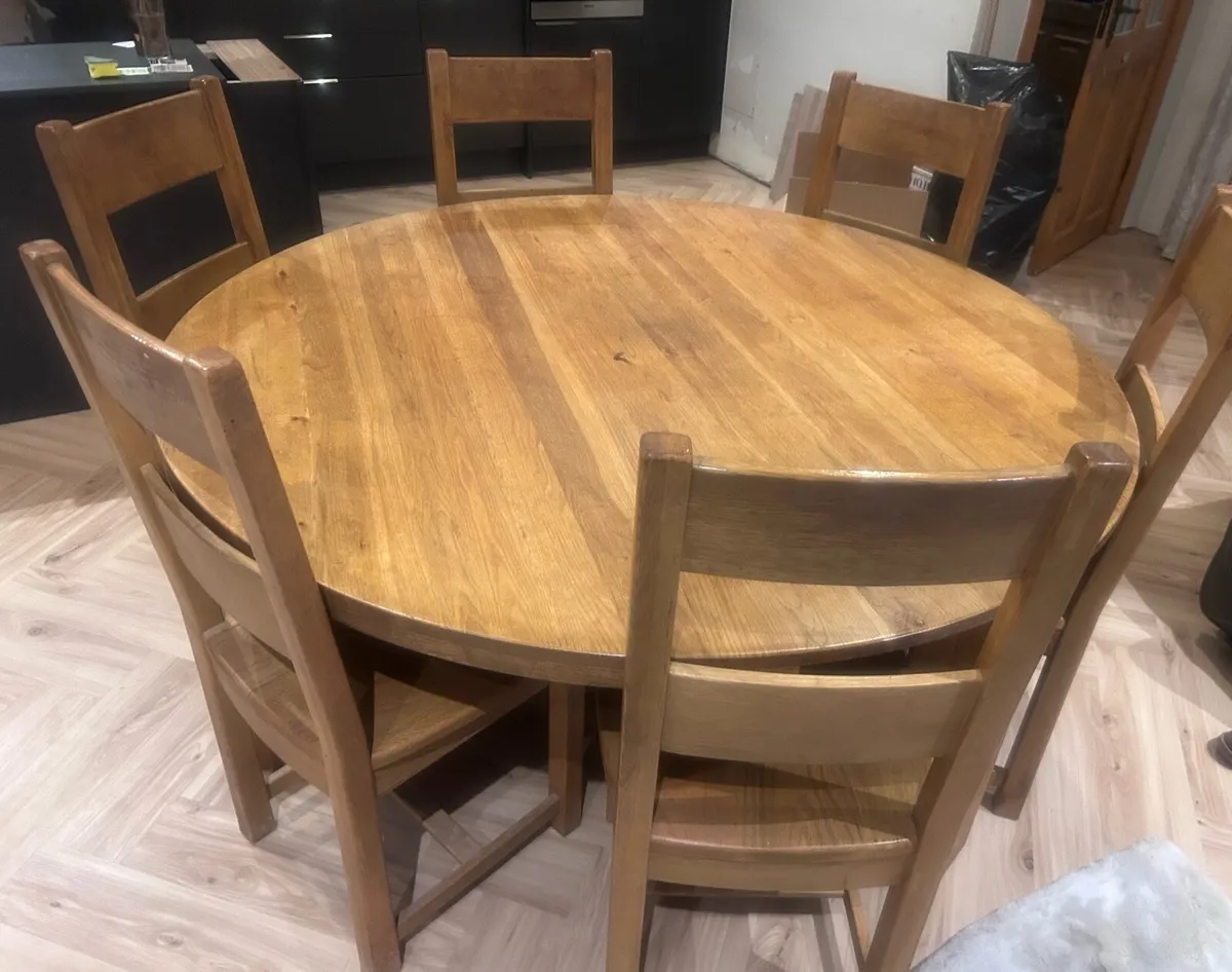Solid wood Table and Six chairs - Image 1