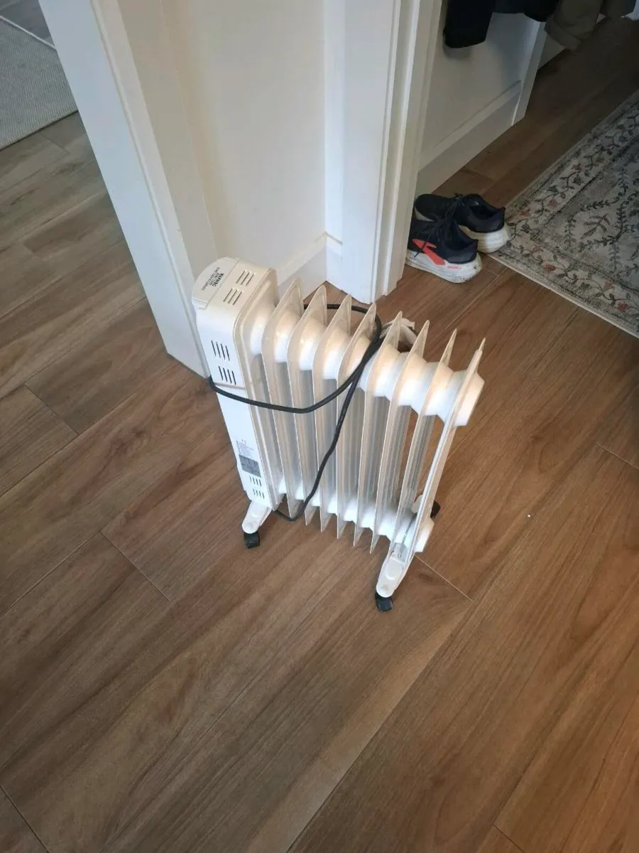 2000W Electric Oil-Filled Radiator - Image 3